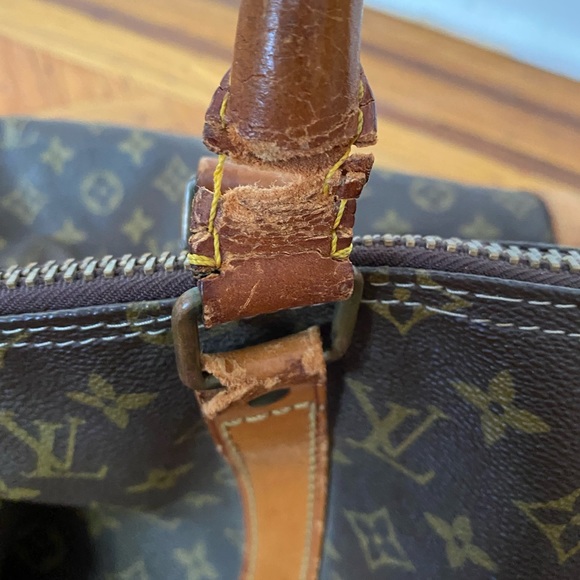 Vintage Louis Vuitton duffle bag! - Picture 12 of 16